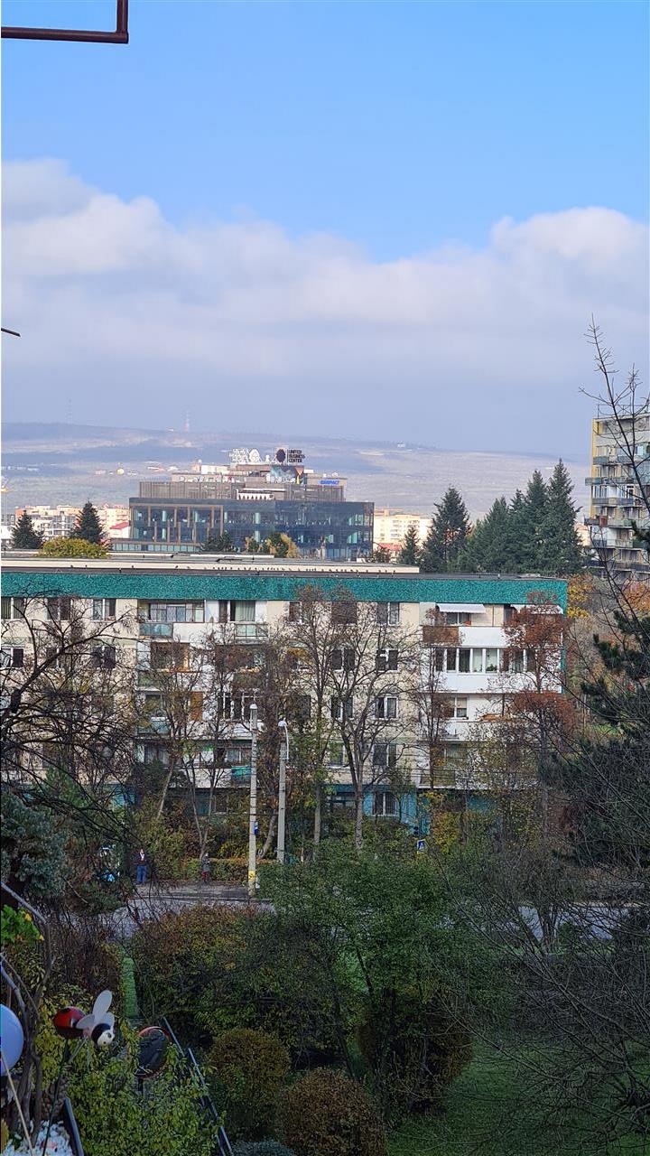 Vanzare apartament 2 camere, balcon, Gheorgheni, zona Mercur