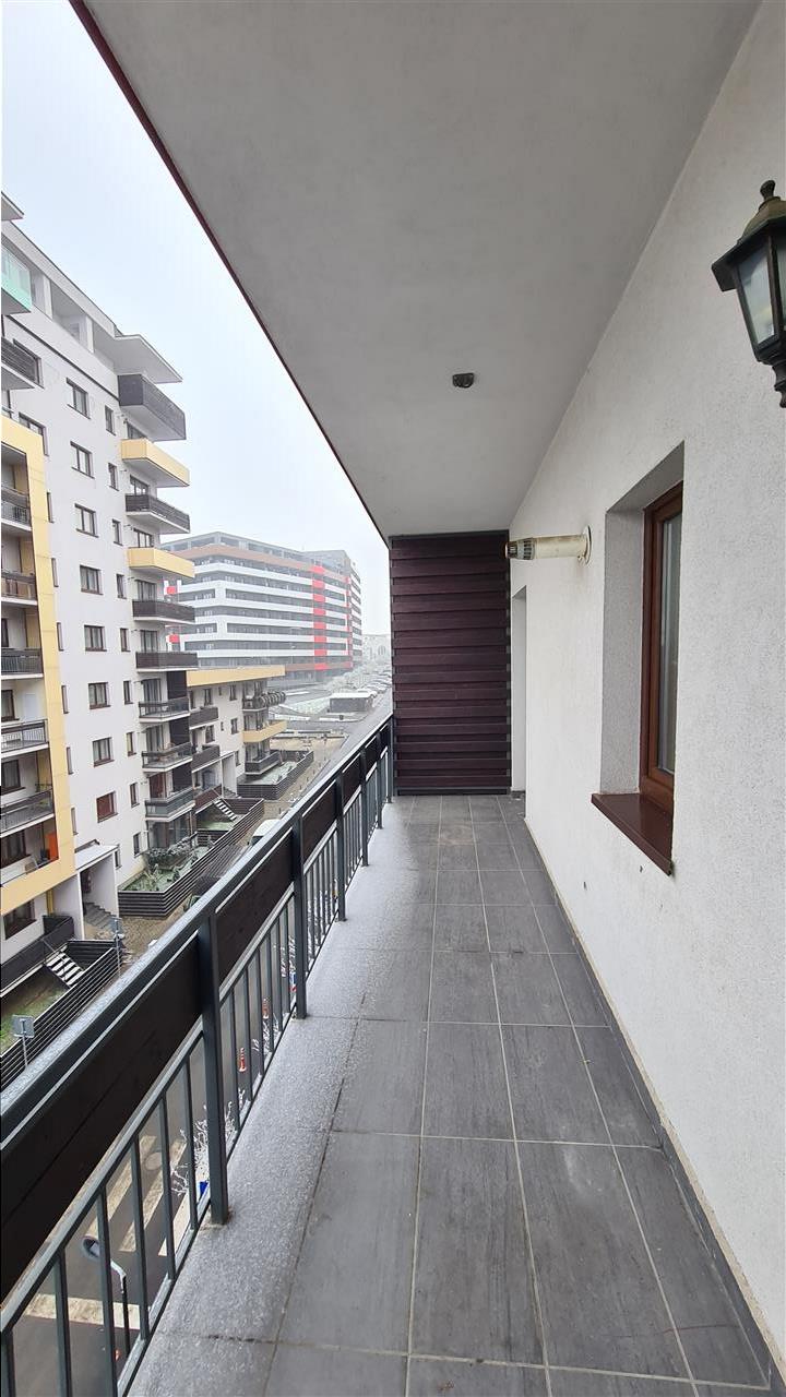 Apartament modern 2 camere, balcon, parcare,Buna Ziua