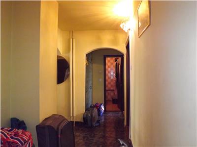 Apartament patru camere  zona Piata Marasti