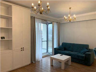 Apartament 3 camere Ultrafinisat si mobilat la cheie bloc Nou