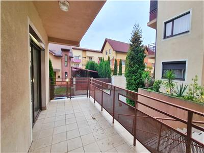 Apartament 3 camere+balcon+terasa+parcare Buna Ziua !!!