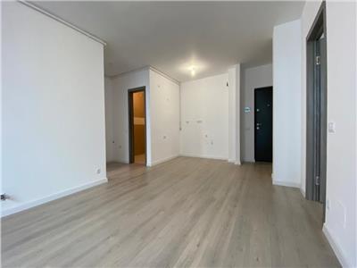 Apartament 3 camere, modern finisat, loc de parcare, zona Vivo!