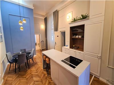 Apartament/Birou LUX 4 camere, 125mp,balcon,zona Ultracentrala, Piata Unirii