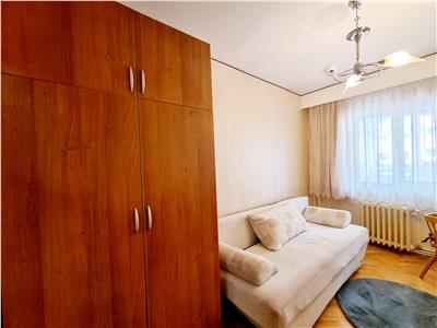 Apartament 3 camere, 65mp, garaj inclus, cartier Zorilor, zona Spitalul de Recuperare