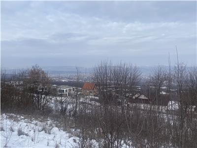 Teren cu panorama spre Cluj