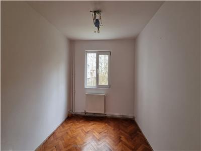 Apartament 3 camere, decomandat, 70mp, Gheorgheni, zona Banca Transilvania  Brancusi