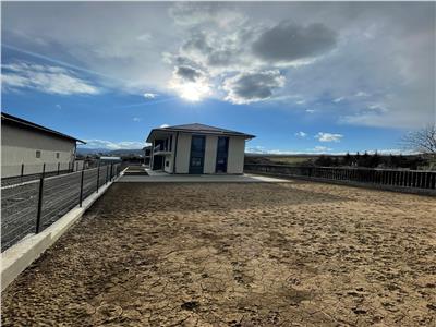 Casa individuala de vanzare in Gilau amplasat pe un teren de 700 mp!