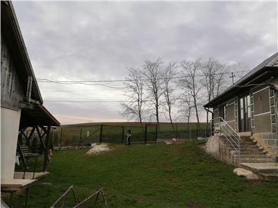 Casa individuala de vanzare in satul Suatu la 36 km de Cluj!