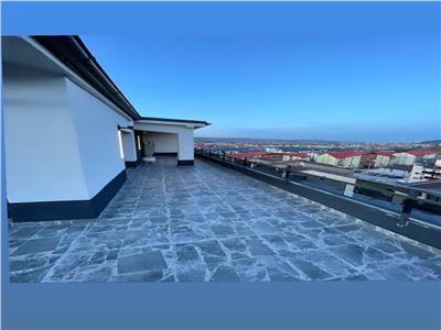 Penthouse elegant de vanzare 3 camere,finisaje LUX, terasa de 72 mp si 2 garaje subterane!