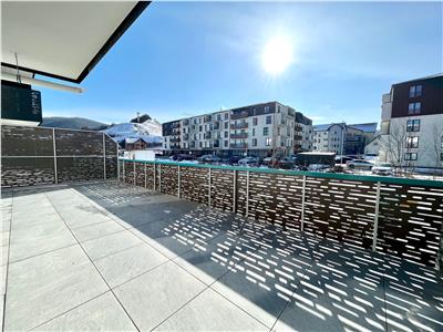 Apartament cu terasa de 31 mp in ansamblu nou, garaj, zona Eroilor!