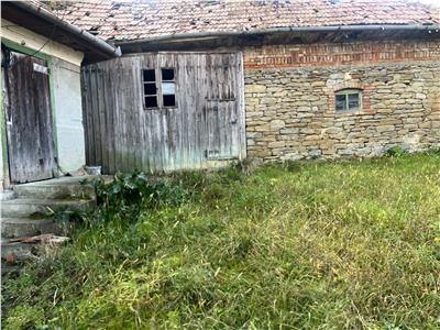 Teren  parcelabil,intravilan 5342 cu casa si anexe in sat Gheorgheni cu panorama