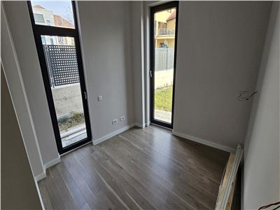 Apartament / Spatiu birou 3 camere 75mp,balcon, parcare, Calea Turzii
