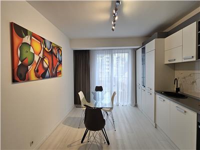 Apartament modern 2 camere 57mp,balcon,parcare,Centru, zona str. Paris