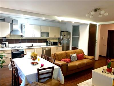 Apartament 4 camere 100mp,2 balcoane,2 parcari,Buna Ziua,zona Bonjour Residence
