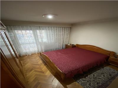 Apartament 4 camere zona Aurel Vlaicu